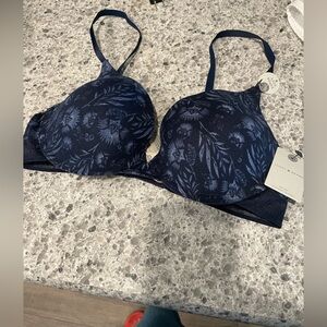 Lucky Brand Super soft Navy
Blue Tropical Floral print Padded underwire bra 36C